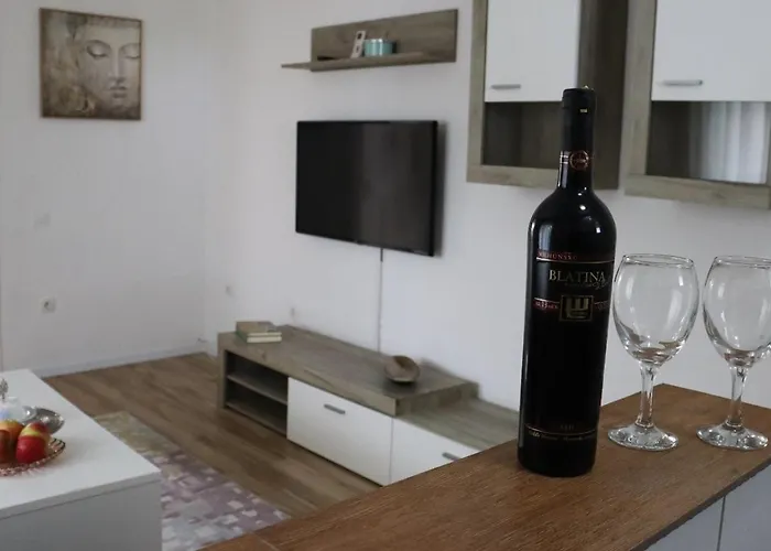 Ney-ney アパート *